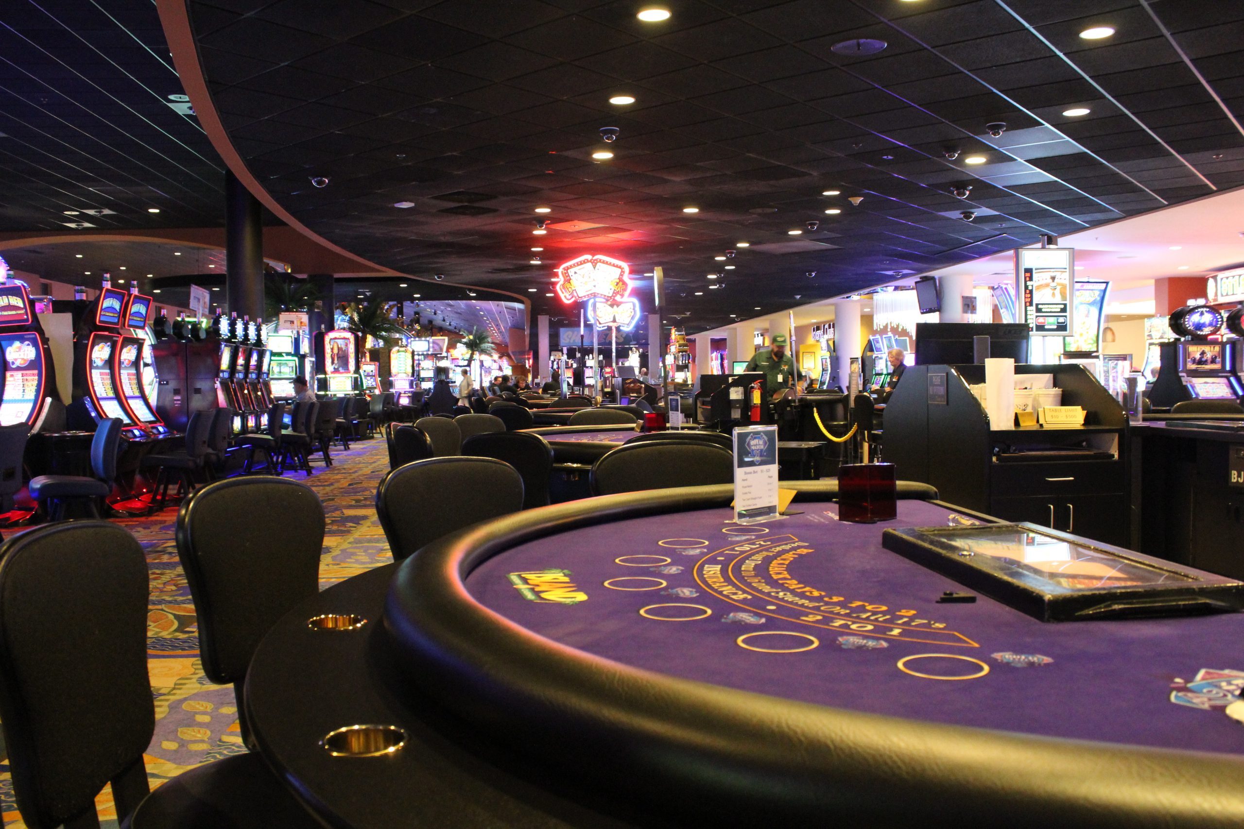 Maintaining a Healthier Lifestyle While Playing Online Casino Games